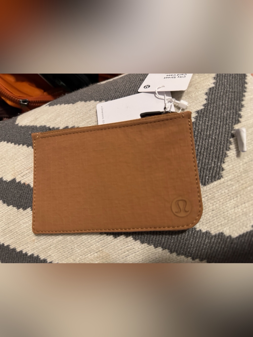 lululemon athletica Slim Zip Card Case in Camel Brown